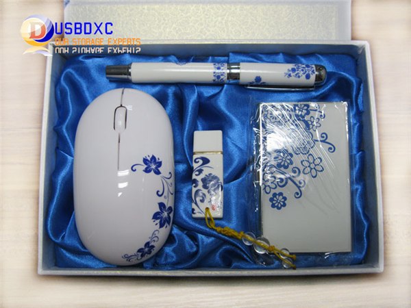 中国创意青花文化商务套装