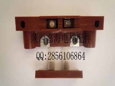 西尔康电梯付锁