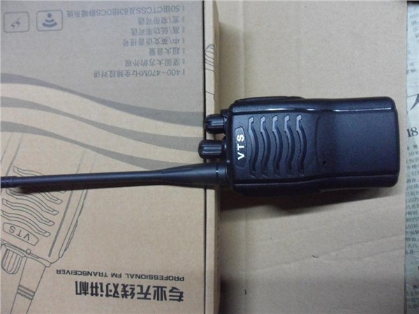 供应泉州5W 全段 长待机 原装对讲机特价100