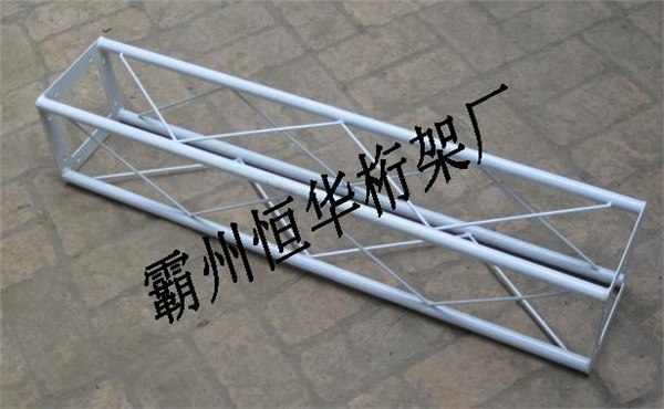 圆管方片桁架专业制造商 圆管方片桁架供应价格 霸州恒华桁架厂
