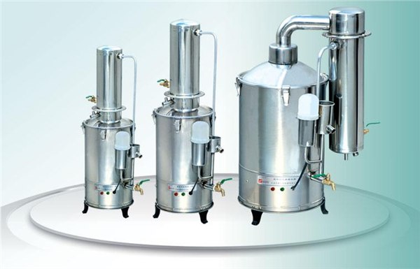 不锈钢电热蒸馏水器/实验室用电热蒸馏水器/济南供应