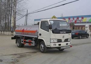 楚胜牌CSC5041GJY3型加油车(东风小霸王4×2单桥 88-103马力 2