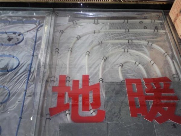 云南大金空调中央专业设计、安装、维护 江华一条龙的服务！