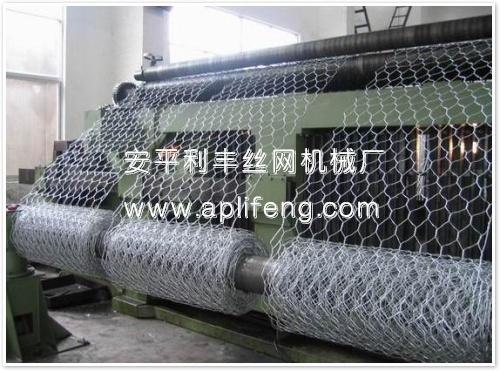 专业订做批发高品质高效率重型六角网机（石笼网机）