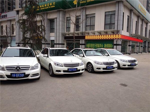 成都驿都租车 婚庆租车，自驾游旅游租车，节假日租车等各类服务