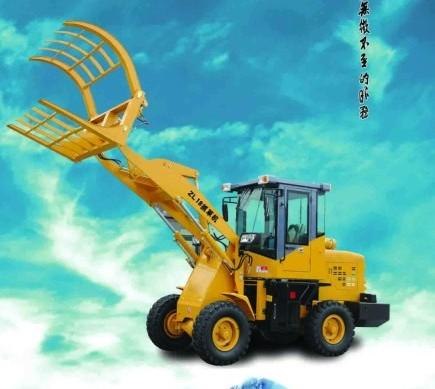 装载机、抓草机首选青州市同利机械质量优、信誉好