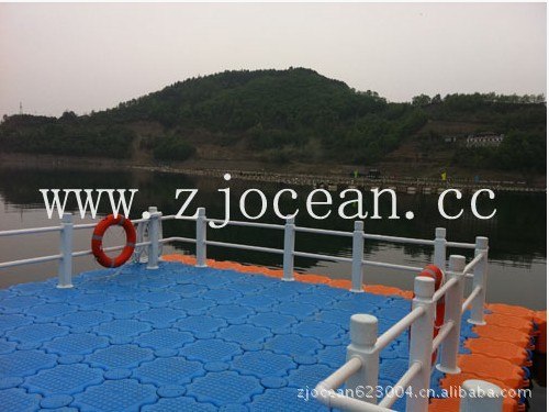 码头设计 平台浮筒 中远水上设施提供水上平台浮筒 环保 便捷