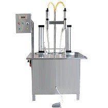 山东鲁鸿专供液体定量灌装机 厂家直销潍坊液体定量灌装机规格