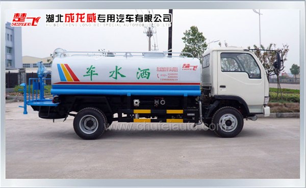 供应浙江东风小霸王洒水车厂家