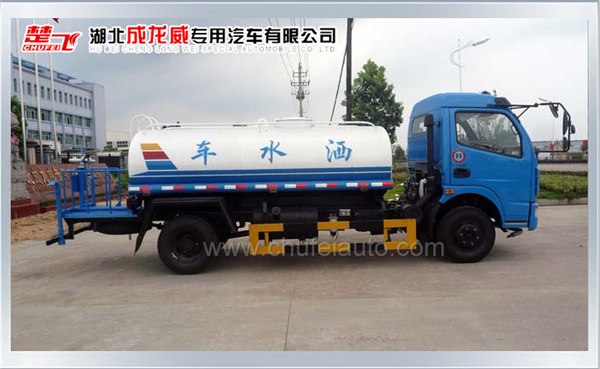 供应浙江东风多利卡洒水车厂家