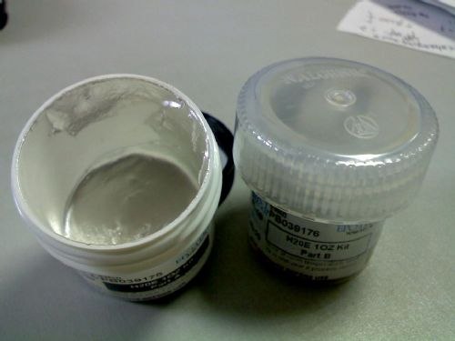 供应双面高效薄膜硅晶体硅异质结太阳能电池可焊接低温导电胶