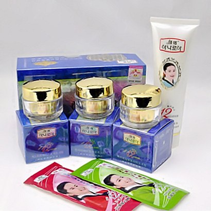 供应热卖又好用的颜姬护肤品颜姬再生素养颜四合一套装