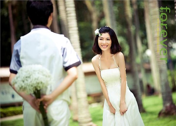 婚礼跟拍/婚礼摄影图片/婚礼新娘跟妆全系列服务，专业摄影技巧