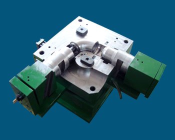 供应PPSU管件/PB管件模具加工厂