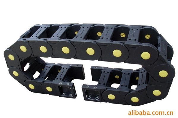 机床拖链包括（钢铝拖链和工程塑料拖链）