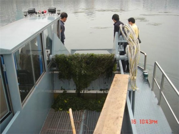 半自动水草打捞船 小型水草打捞船