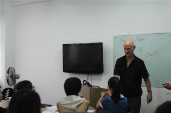 在城阳学英语去哪里比较好 学英语就去思地德