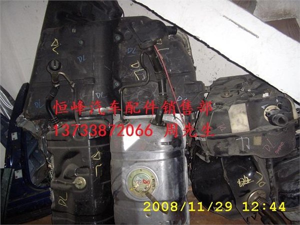 供应二手标致3008汽车配件-标致3008拆车件