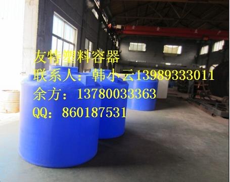 供应北京1.5吨塑料水塔，石家庄1500L水箱，龙山塑料桶制造商