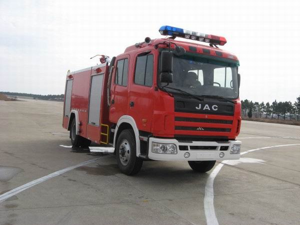 庆铃双排座泡沫消防车生产厂家0722-3225566