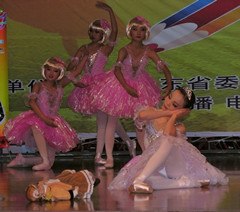 青岛少儿芭蕾舞机构 青岛少儿芭蕾舞哪家专业 红舞裙【专业】