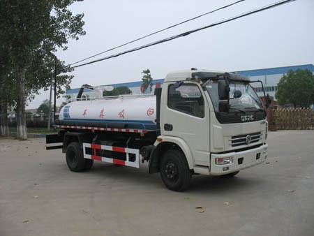 东风多利卡吸粪车（厦工楚胜）品质上乘！