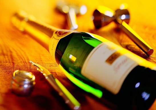 供应盐田进口红酒要向海关提交哪些资料