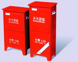 供应灭火器年检维修充装灭火器箱，应急灯，消防水带，消火栓低价销售