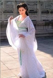 泉州哪里有演出服装出租？泉州哪有演出服出租？