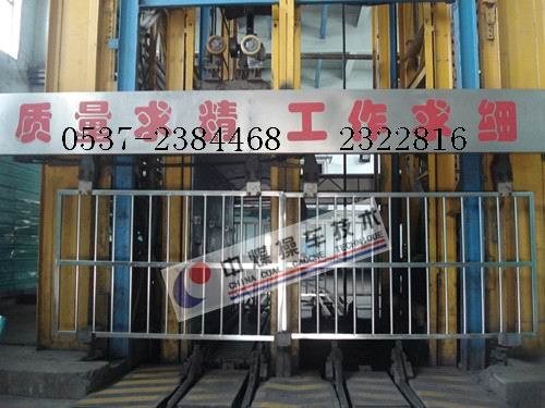 低价供应各种液压式安全门厂价直销