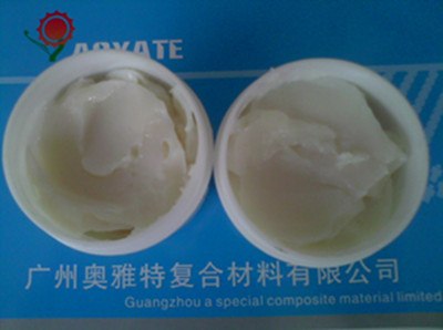 供应低价出售鞋面修饰化工高光鞋乳无色302A广州奥雅特化工厂