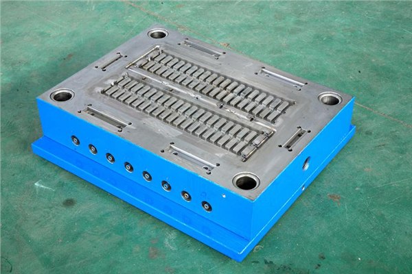 供应塑料模具注塑制品