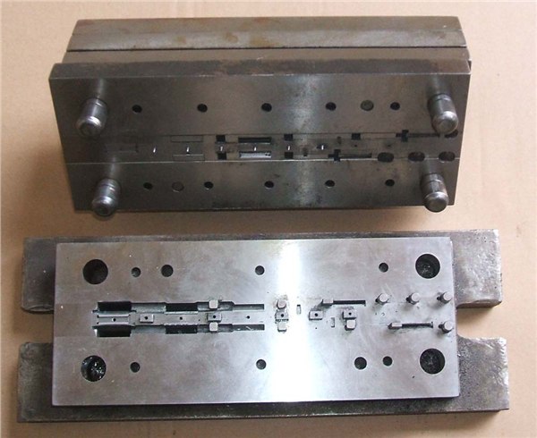供应塑料模具注塑制品