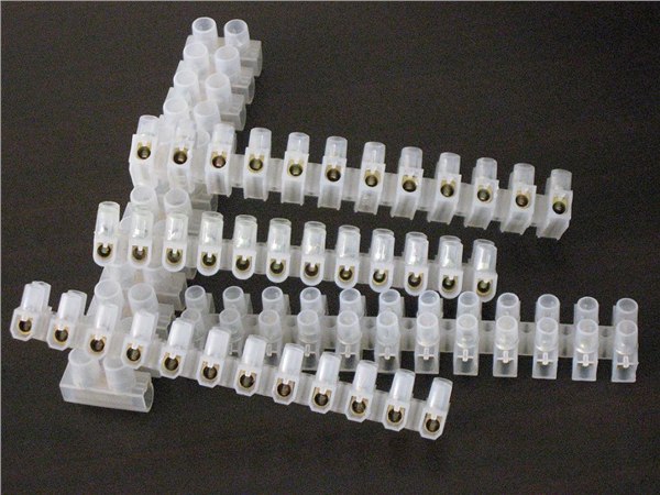 供应塑料模具注塑制品