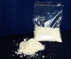 供应2-氨基-5-硝基嘧啶