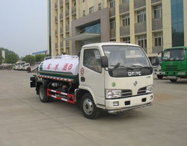 东风福瑞卡洒水车{厦工楚胜}产品品质一流！