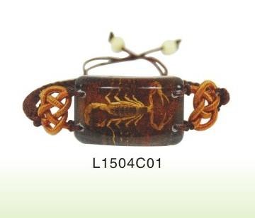 昆虫琥珀手链 吊坠厂家批发【广西酷爱工艺品】