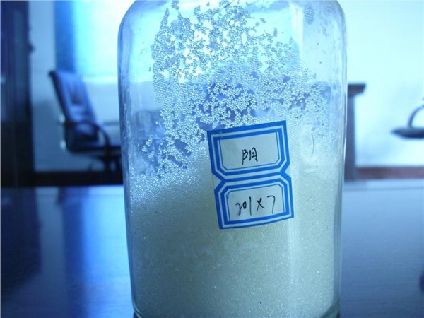 201×7强碱性阴离子交换树脂　
