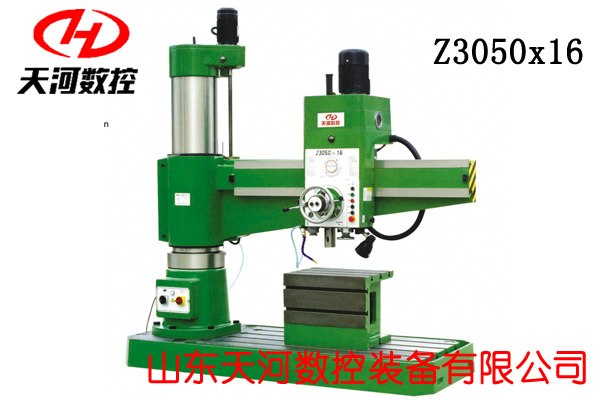 供应平度Z3050液压摇臂钻床价格摇臂上导轨面的弹簧钢条承压变形