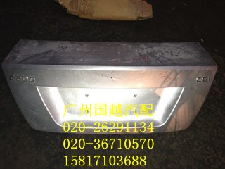 供应奔驰C200尾盖发动机拆车配件汽车配件