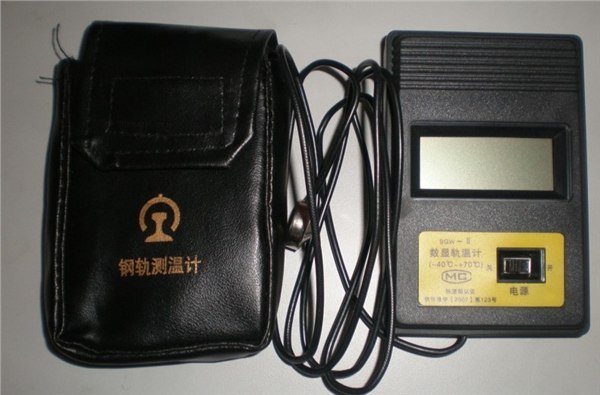数显轨温表
