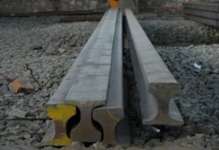 供应湖南钢轨多少钱一吨