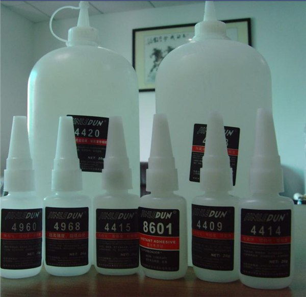 供应POM（赛钢）粘不锈钢用什么胶水？橡胶粘POM用胶水 