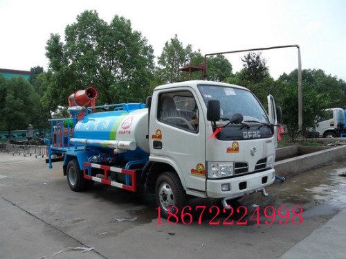 小霸王喷药洒水车