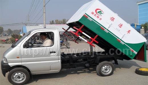 供应长安密封式垃圾车