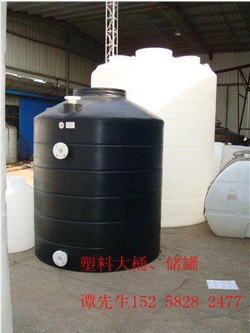 供应1吨塑料储罐，1立方塑料储罐