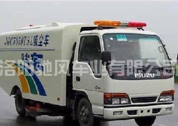 洛阳扫地车价格|专业吸尘车|铝电水泥企业专用车