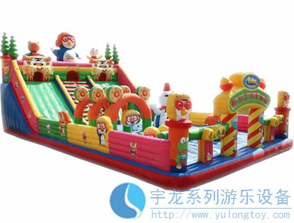 供应疯狂企鹅充气滑梯