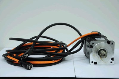 出厂价甩卖750W80机座爱德利交流伺服系统