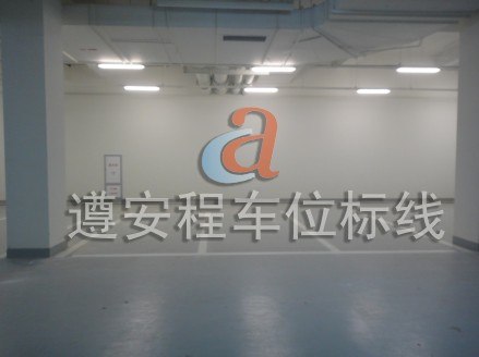 供应广场热熔划线，广场道路划线，交通安全设施，深圳停车场划线直接供应商			